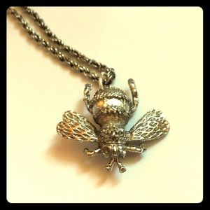 Silver tone bumble bee pendant necklace with chain